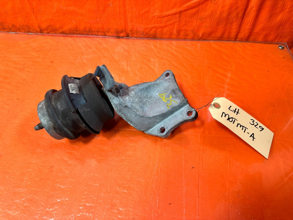 08 15 INFINITI G37 Q60 RWD ONLY DRIVER LEFT ALUMINUM ENGINE BRACKET & MOUNT 3290