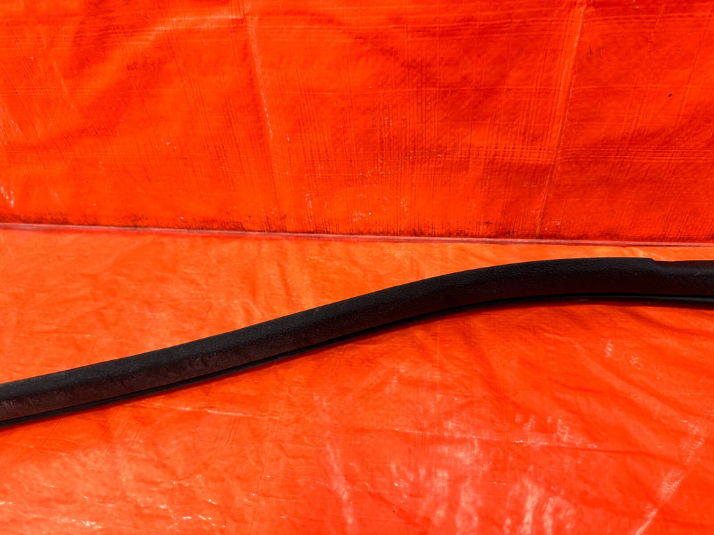 06 11 CIVIC 4D SEDAN   PASSENGER RIGHT REAR DOOR TO CHASSIS OPEN TRIM   OEM #7015