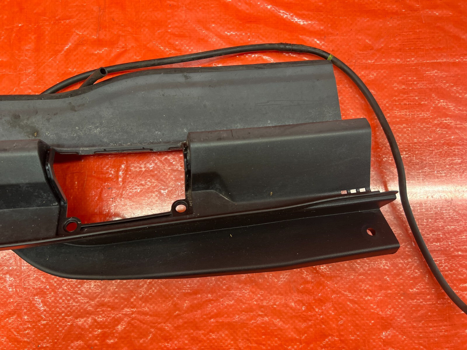 04 05 ACURA TSX   WINDSHIELD WIPER COWL PASSENGER RIGHT SIDE   OEM FACTORY #20910