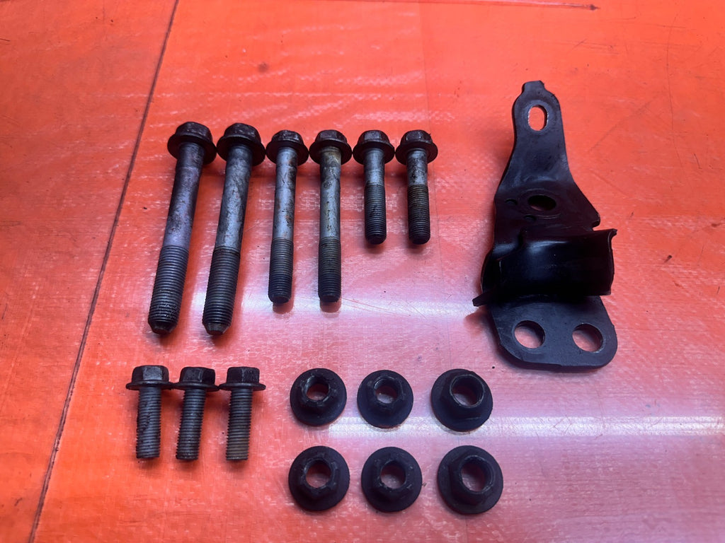 14-15 INFINITI Q50 FRONT LOWER CONTROL ARM BOLTS HARDWARE OEM #3444