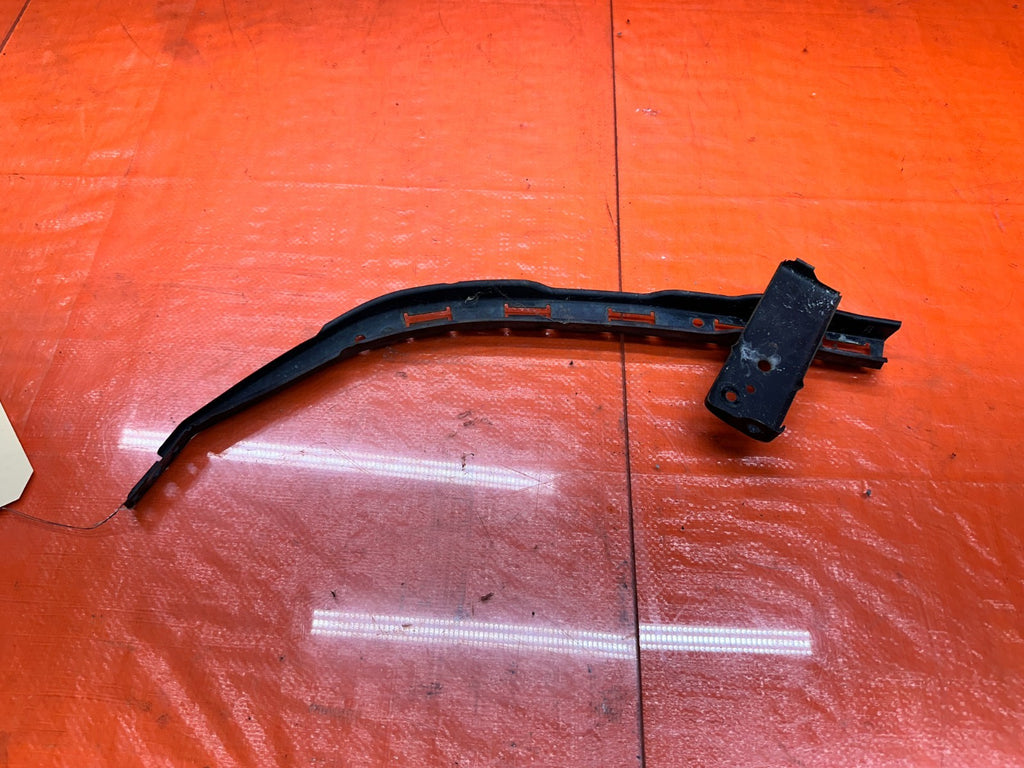 04 08 ACURA TSX RIGHT PASSENGER SIDE HEADLIGHT BRACKET OEM #3306