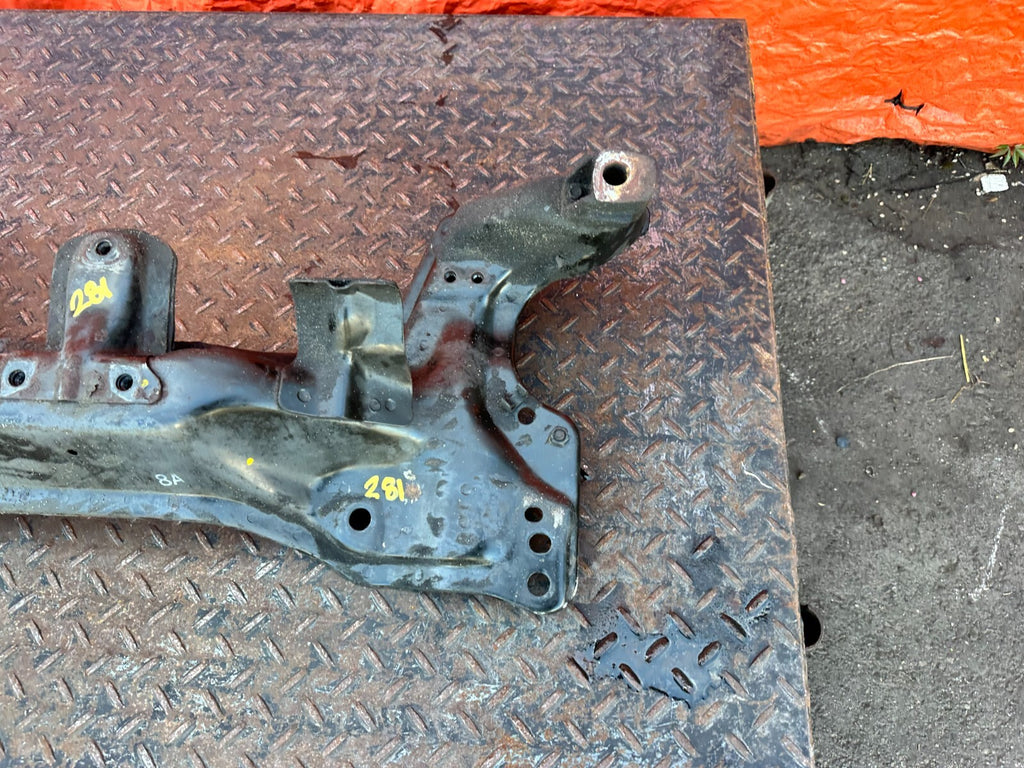 94 01 ACURA INTEGRA   FRONT SUBFRAME CROSSMEMBER SUB FRAME ENGINE CRADLE OEM 2812