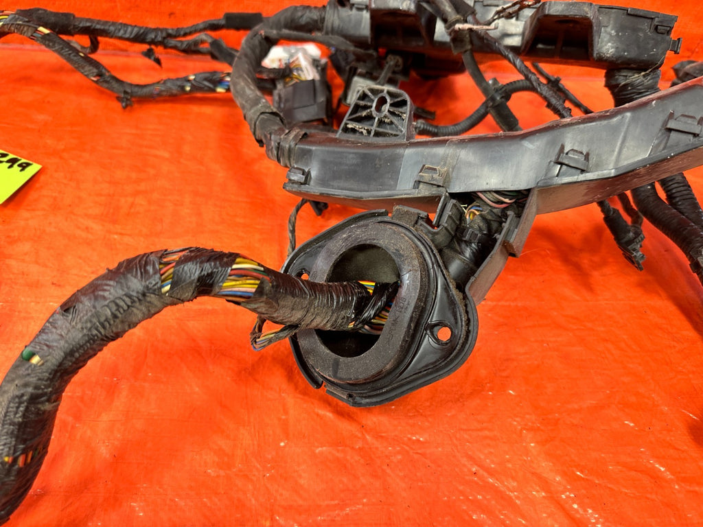 2013 13  HYUNDAI GENESIS COUPE TRACK ENGINE BAY UNDER THE HOOD HARNESS FUSE BOX12