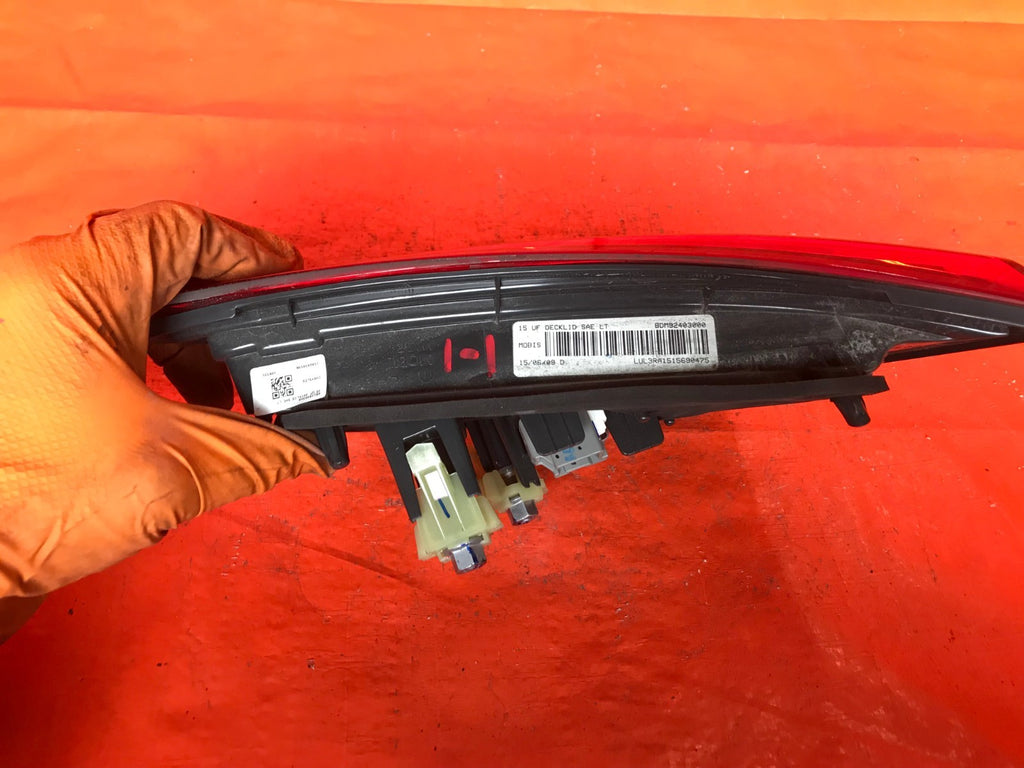 OEM 2015 2016 2017 CHRYSLER 200 DRIVER LEFT INNER TRUNK TAIL LIGHT LAMP LED7