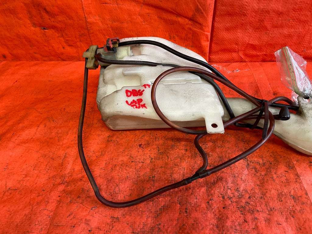 96 01 ACURA INTEGRA SEDAN   WINDSHIELD WIPER RESERVOIR TANK W/ LINES & MOTOR OEM3