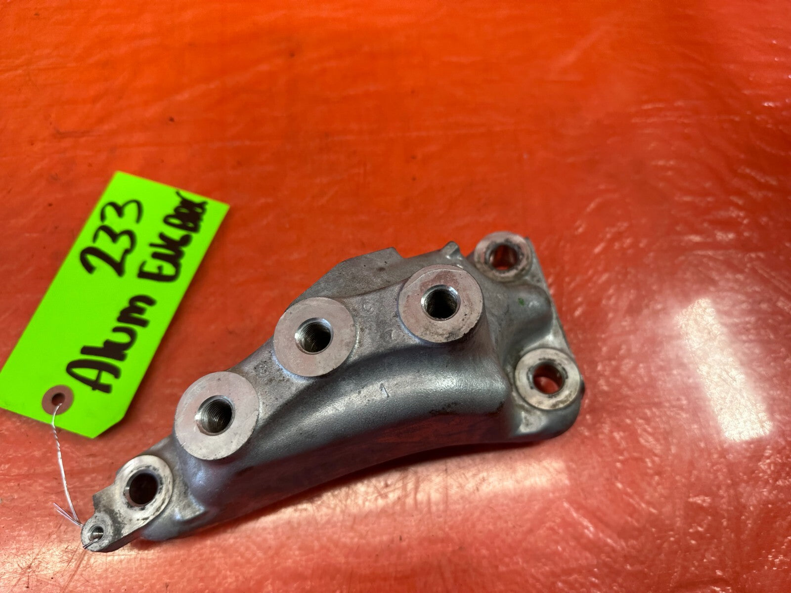 09 14 ACURA TSX   2.4L MANUAL   6 SPEED UPPER TRANSMISSION BRACKET   OEM #2333