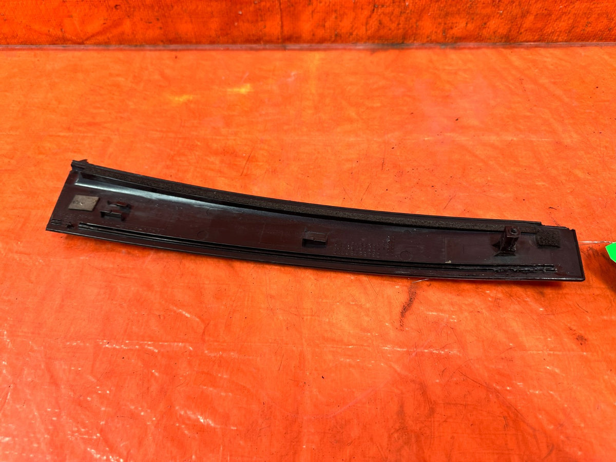 02-06 ACURA RSX - RIGHT DOOR SASH PILLAR TRIM - PASSENGER SIDE - OEM #3152