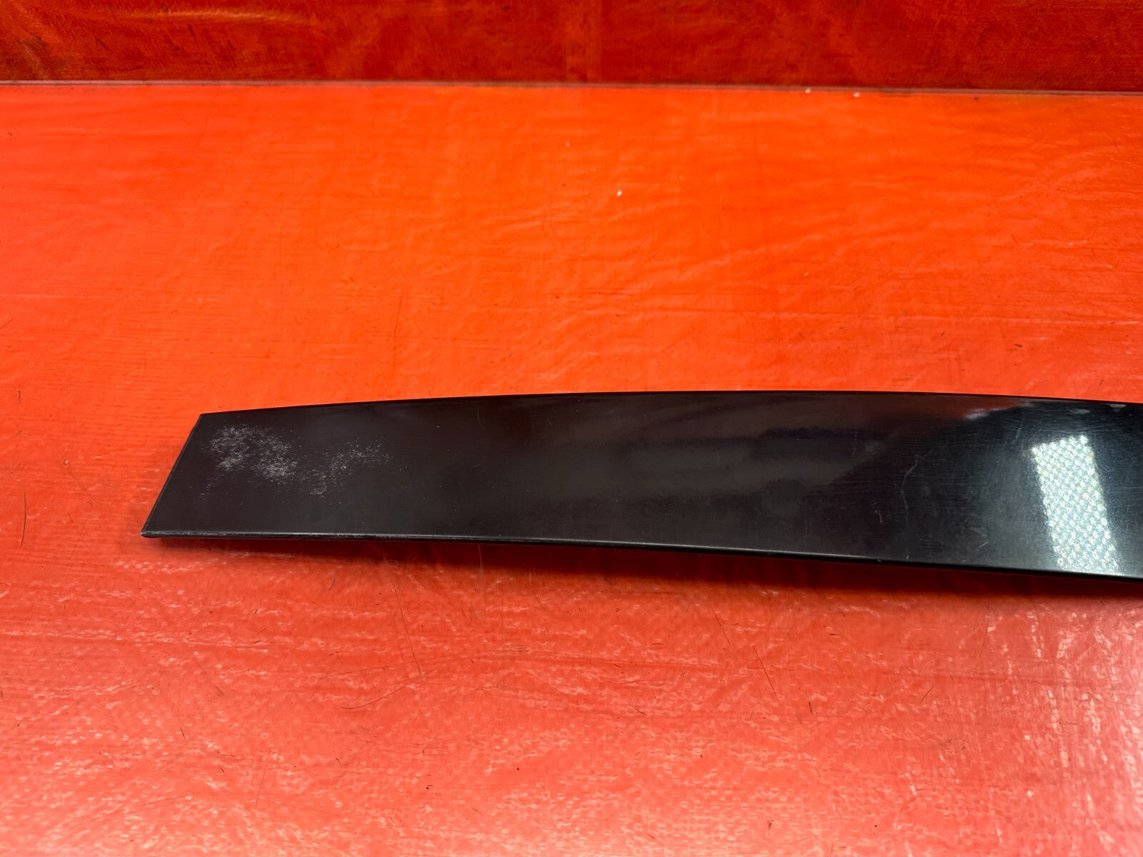 04 08 ACURA TL PASSENGER RIGHT FRONT   DOOR SASH PLASTIC TRIM   OEM FACTORY #2343