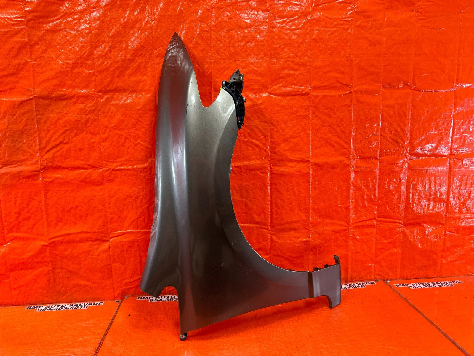 06 11 HONDA CIVIC SEDAN   FENDER   RIGHT SIDE   GRAY COLOR   OEM #2608