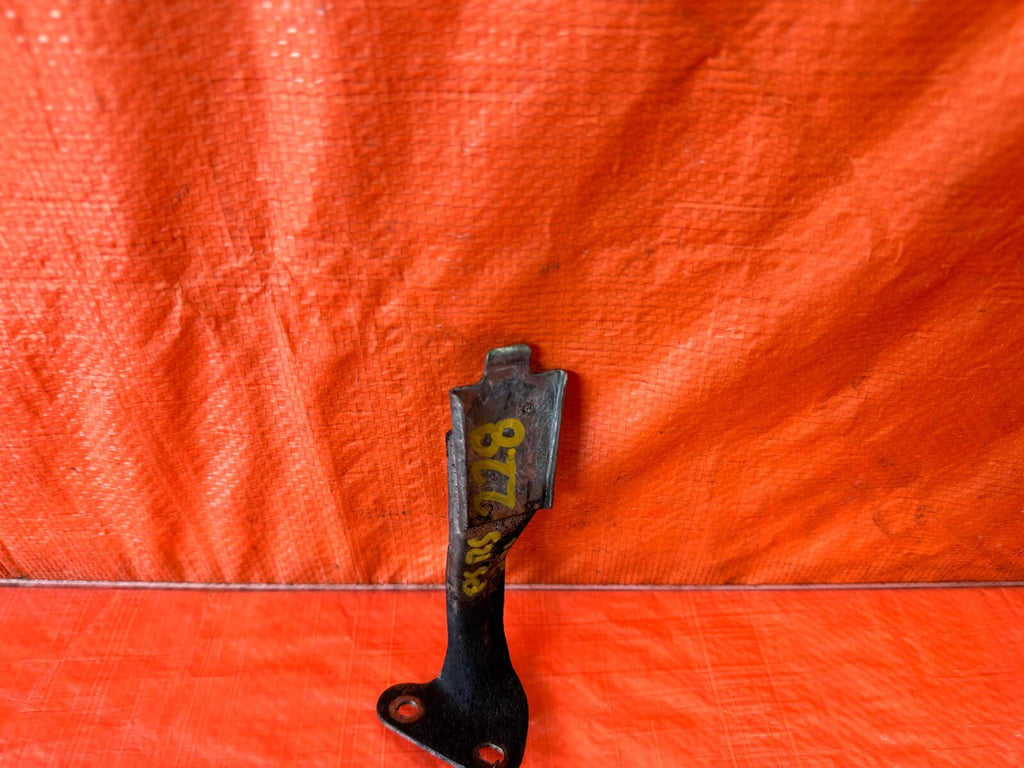94 01 ACURA INTEGRA POWER STEERING RESERVOIR TANK BOTTLE MOUNTING BRACKET OEM 281