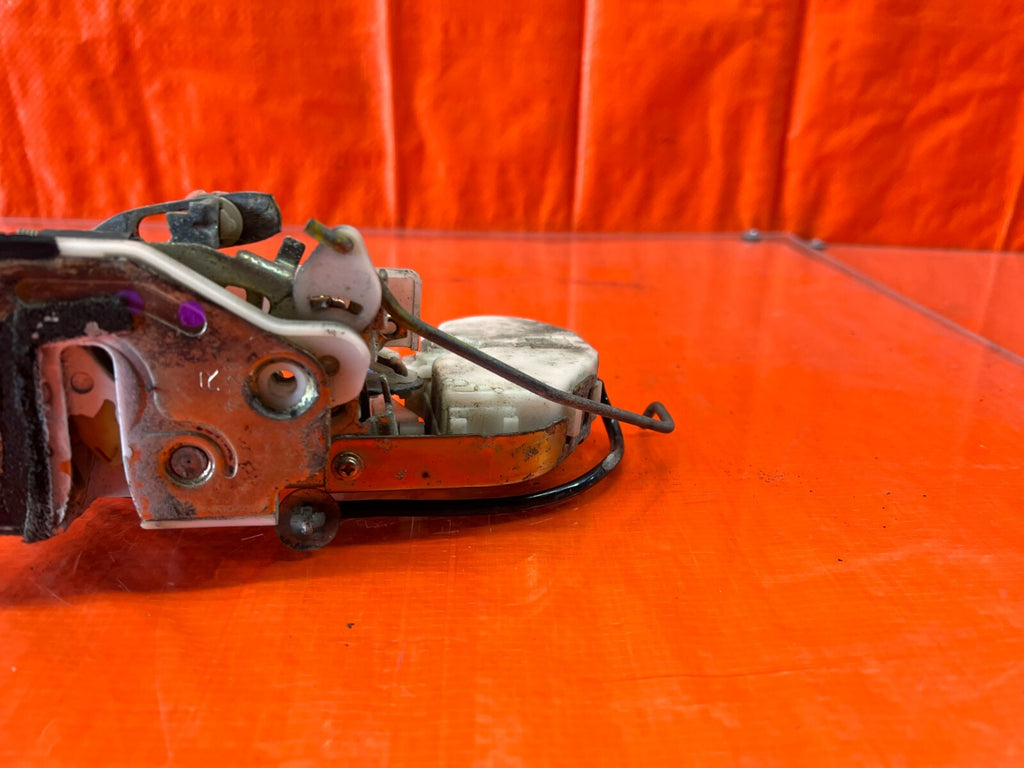 97 01 HONDA PRELUDE   PASSENGER RIGHT FRONT DOOR LOCK ACTUATOR   OEM #120 5
