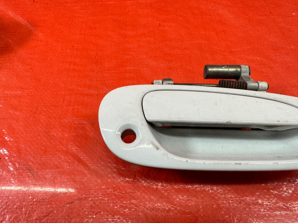 02 05 HONDA CIVIC SI EP3 HATCHBACK PASSENGER RIGHT EXTERIOR DOOR HANDLE OEM #1876