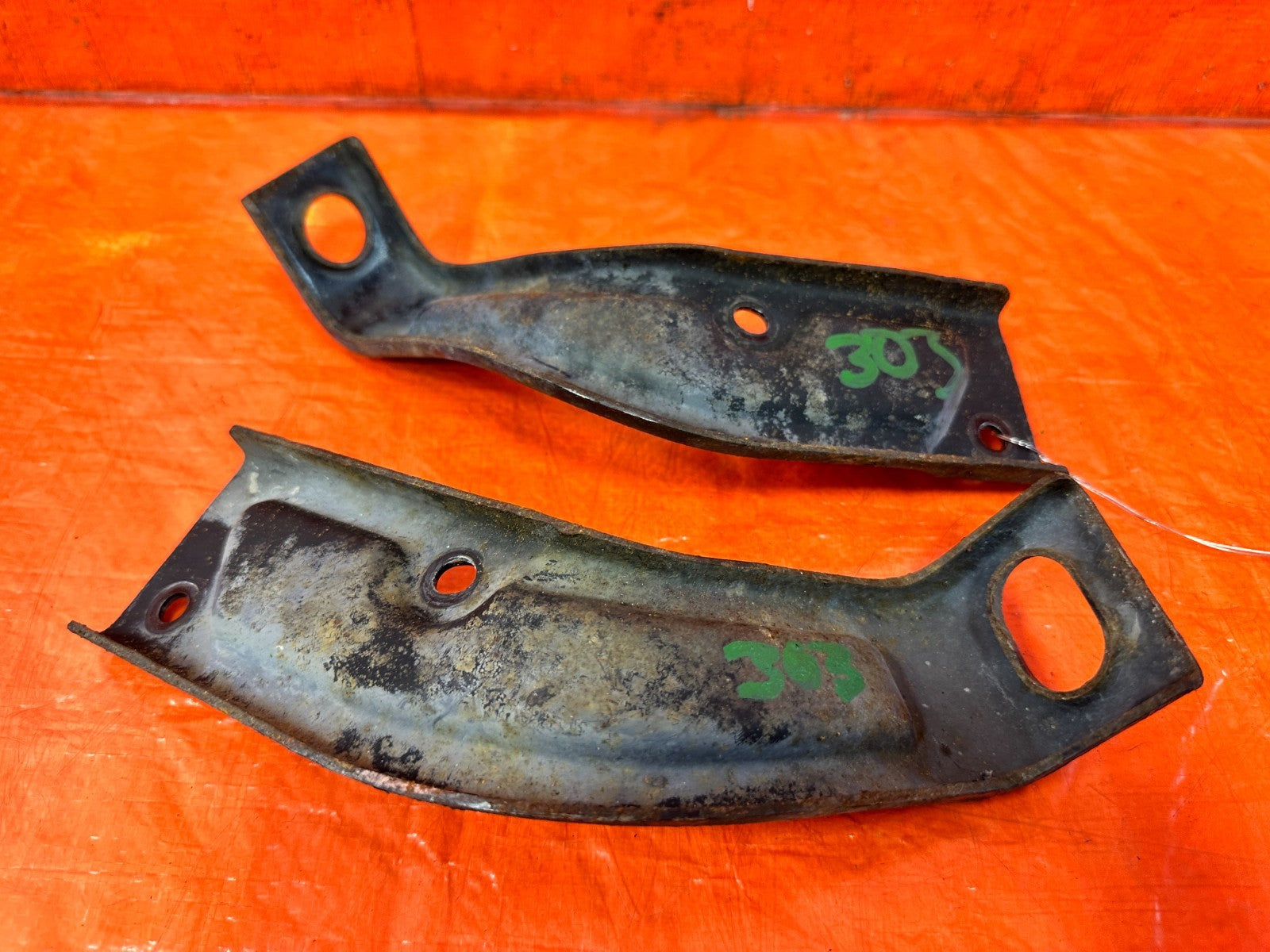 09 11 MAZDA RX8 RX 8   BRACKETS   OEM 303 11