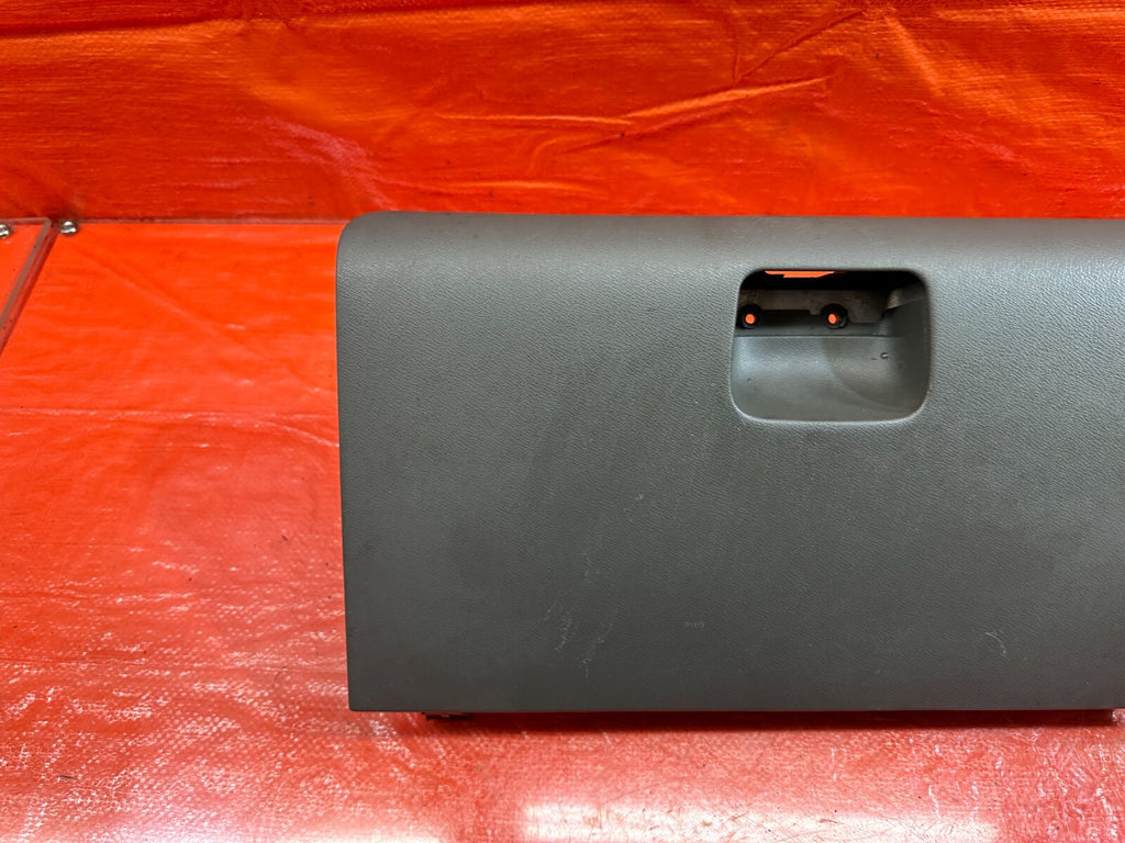 02 06 ACURA RSX   GLOVE BOX   TAN COLOR   NO LOCK INCLUDED   OEM FACTORY #2126