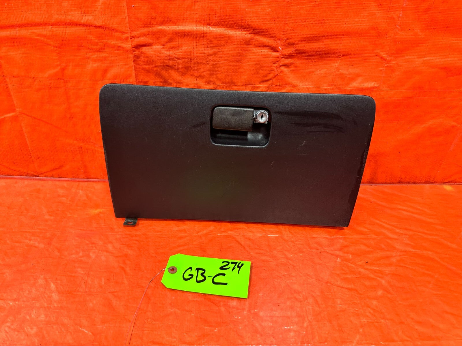 94 01 ACURA INTEGRA 2 & 4 DOOR   GLOVE BOX   BLACK   COLOR   OEM #2740