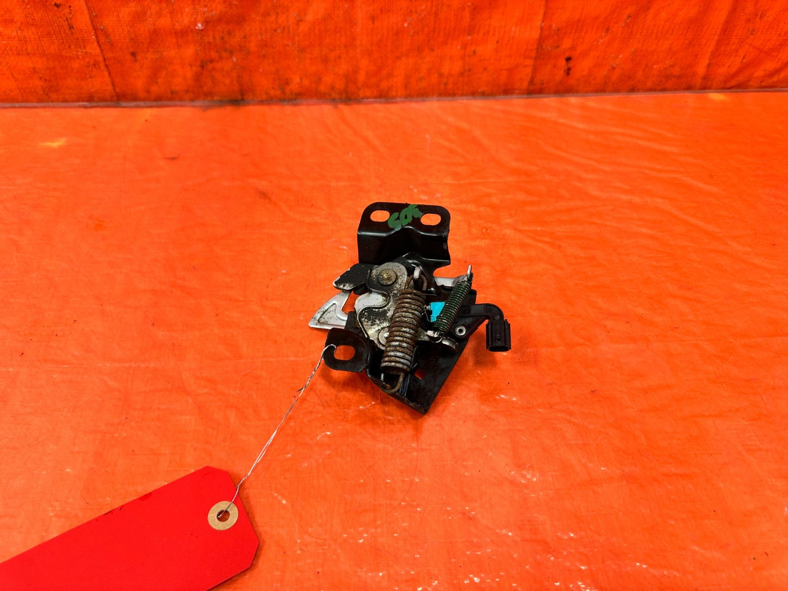 09 14 ACURA TSX   HOOD LATCH LOCKING MECHANISM LOCK   OEM FACTORY #3052