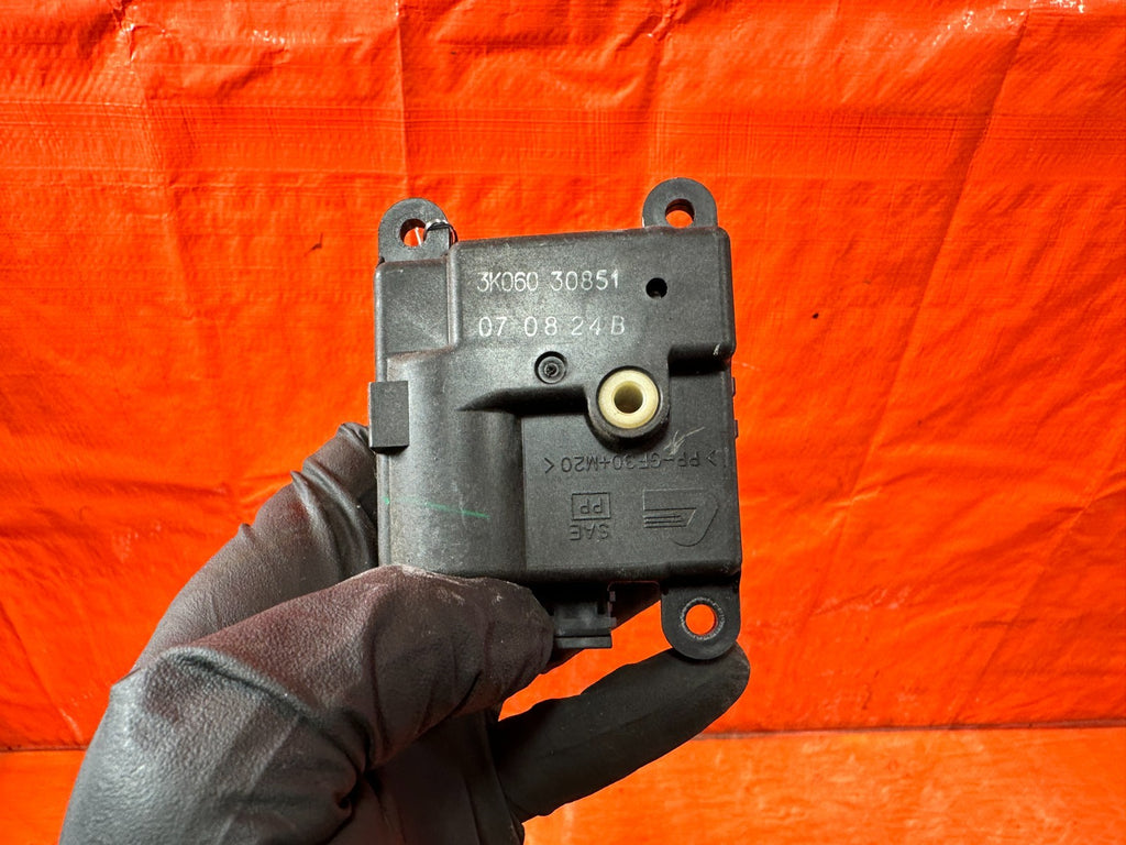 08 15 INFINITI G37 Q60   HEATER BLOWER RECIRCULATOR MOTOR   OEM #3112