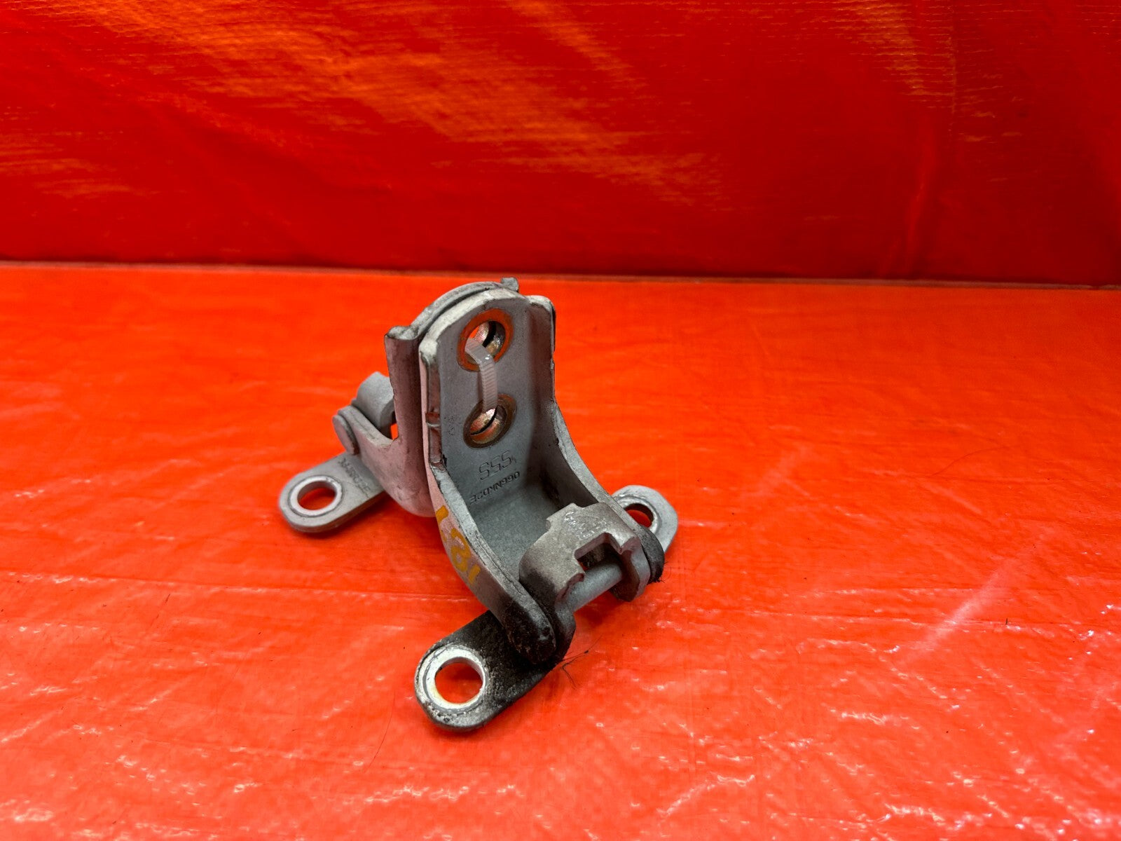 02 05 HONDA CIVIC SI EP3 HATCHBACK DOOR HINGE SET UPPER & LOWER   LEFT   OEM 1876