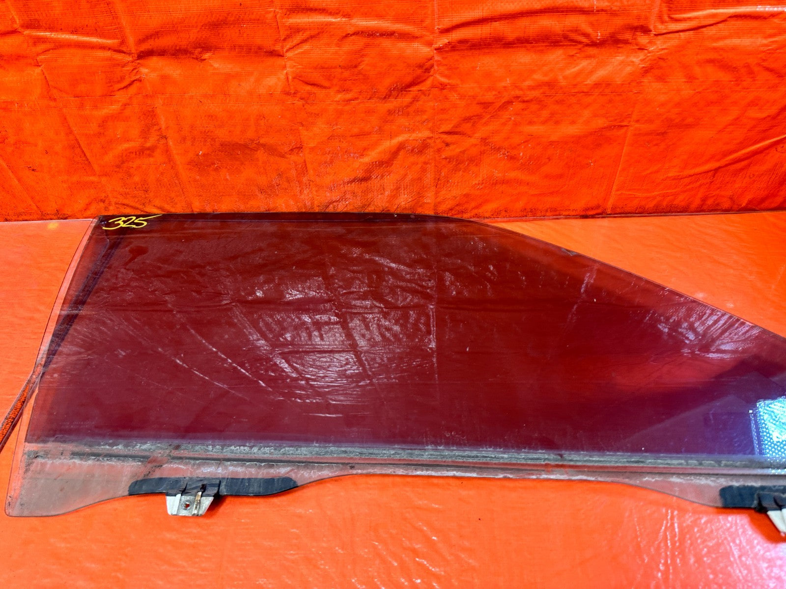 90 91 HONDA CIVIC HATCHBACK   PASSENGER RIGHT FRONT DOOR GLASS WINDOW OEM 3257