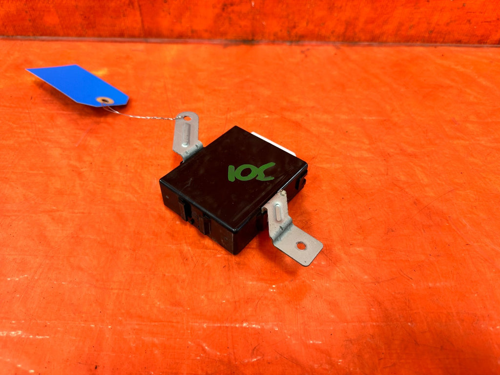 1998 98 HONDA CR V CRV   KEYLESS ENTRY ANTI THEFT MODULE   OEM FACTORY #3012