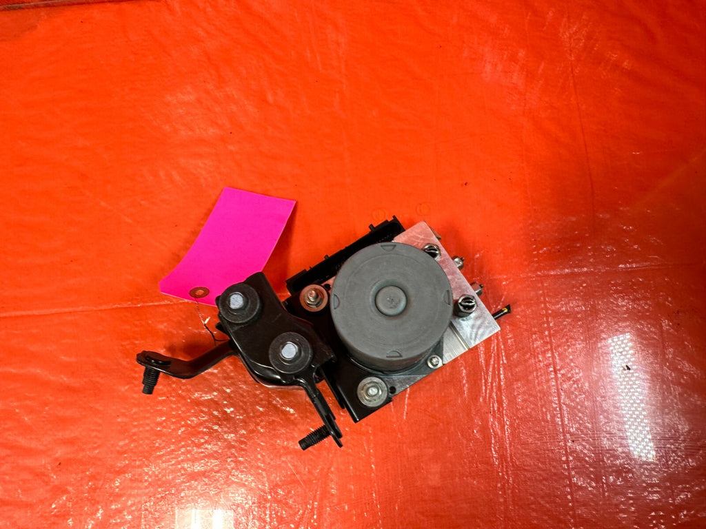 13 15 INFINITI G37 S CONVERTIBLE ABS PUMP ANTI SKID LOCK ACTUATOR VSA MODULATOR4