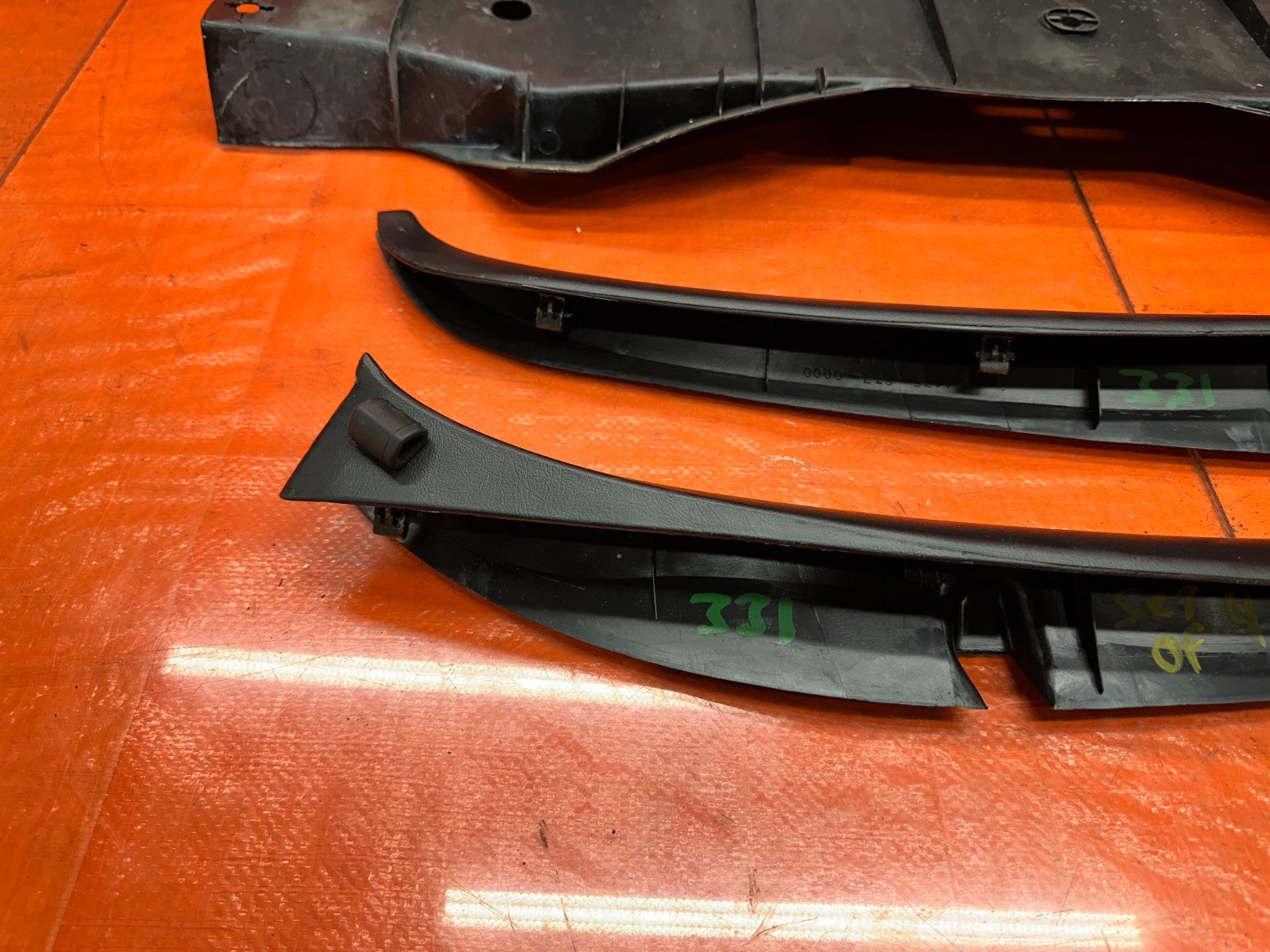 1994 2001 ACURA INTEGRA COUPE TAILGATE TRIM PANEL REAR HATCH BEZEL OEM #33116