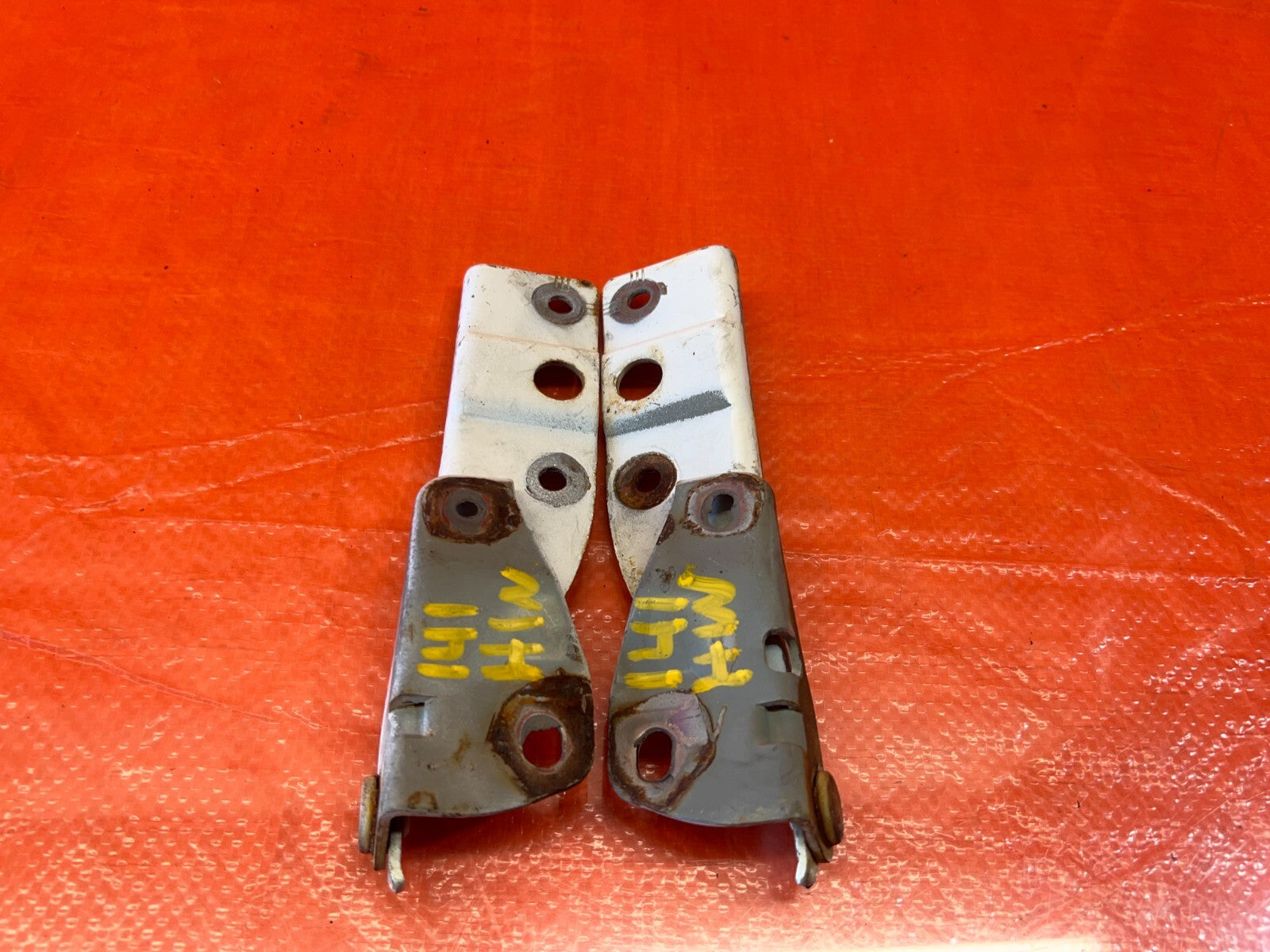 97 01 HONDA PRELUDE   HOOD HINGE SET   LEFT AND RIGHT HINGES   OEM FACTORY #1416
