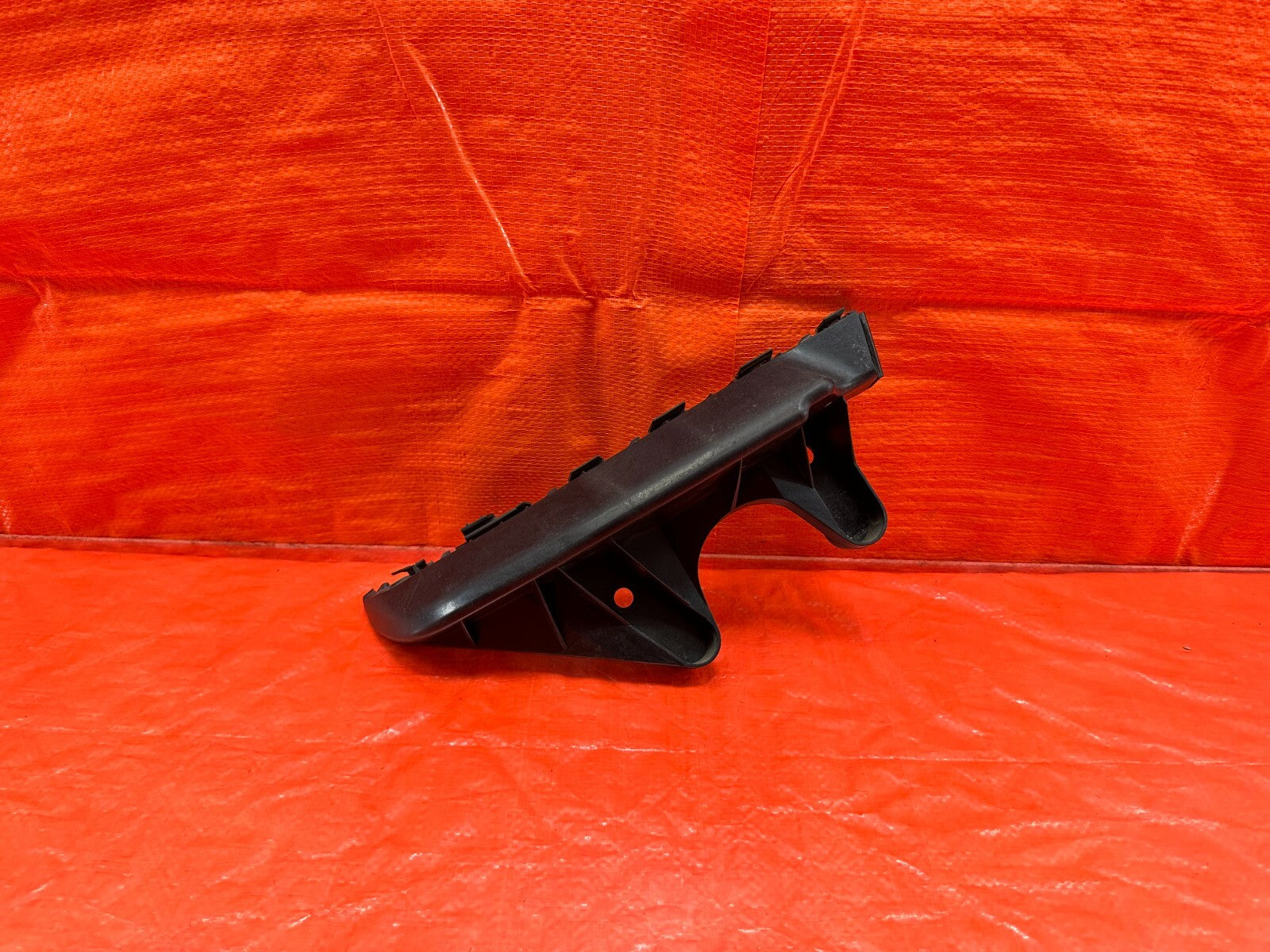 15 21 SUBARU WRX & STI   BUMPER BRACKET REAR LEFT CENTER BRACKET   OEM #1820