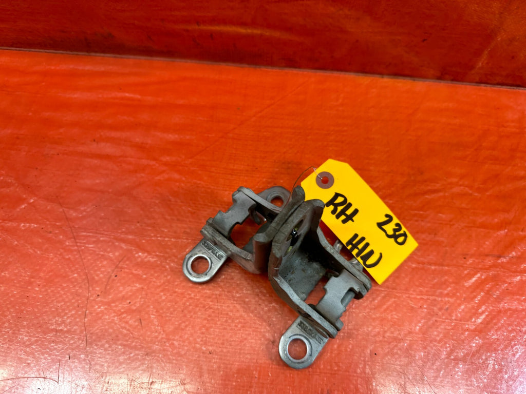 02 05 HONDA CIVIC SI EP3 HATCHBACK DOOR HINGE SET UPPER & LOWER RIGHT  OEM 2302