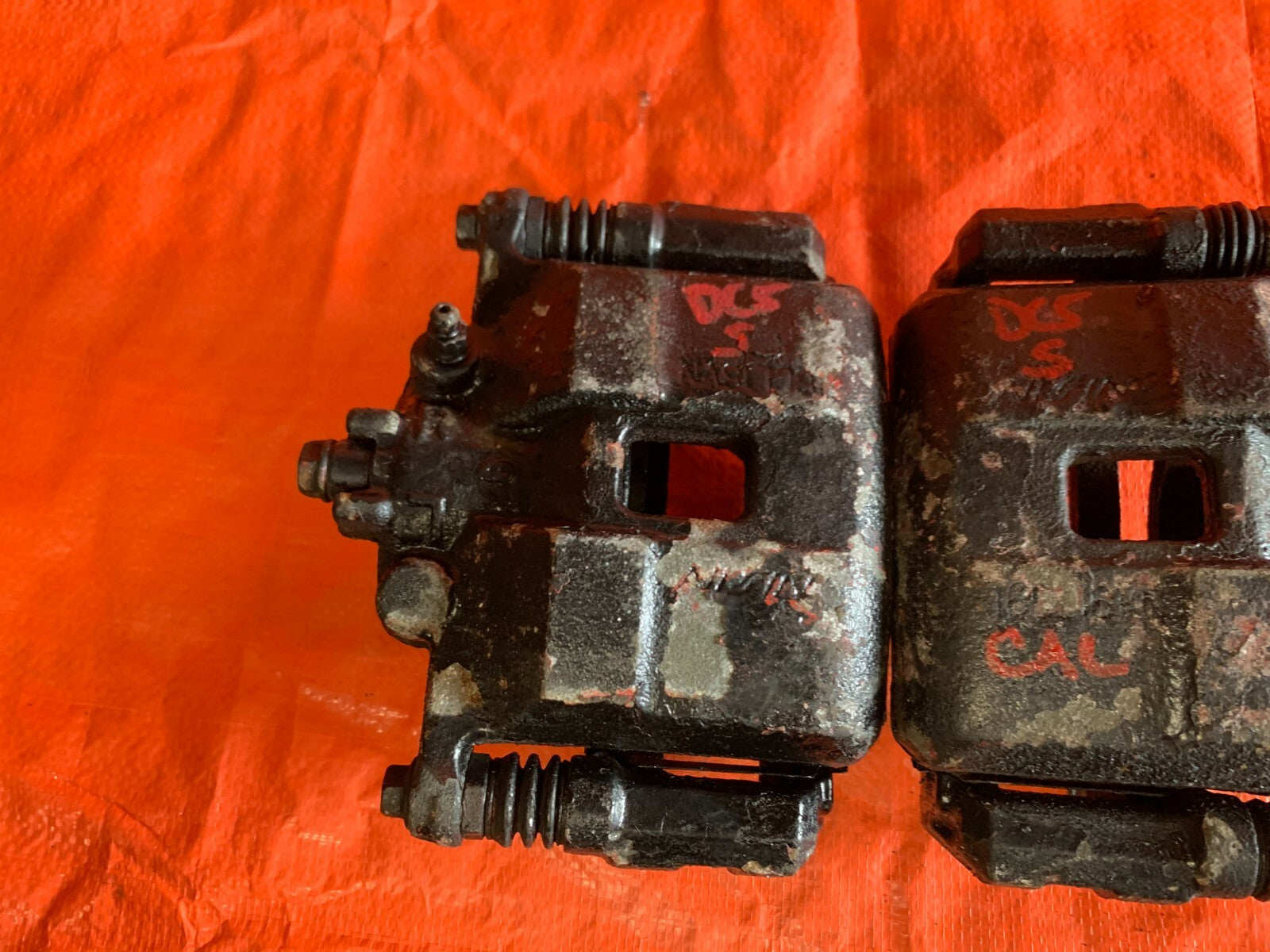 02 06 ACURA RSX TYPE S   FRONT BRAKE CALIPER SET CALIPERS LEFT AND RIGHT   OEM _2