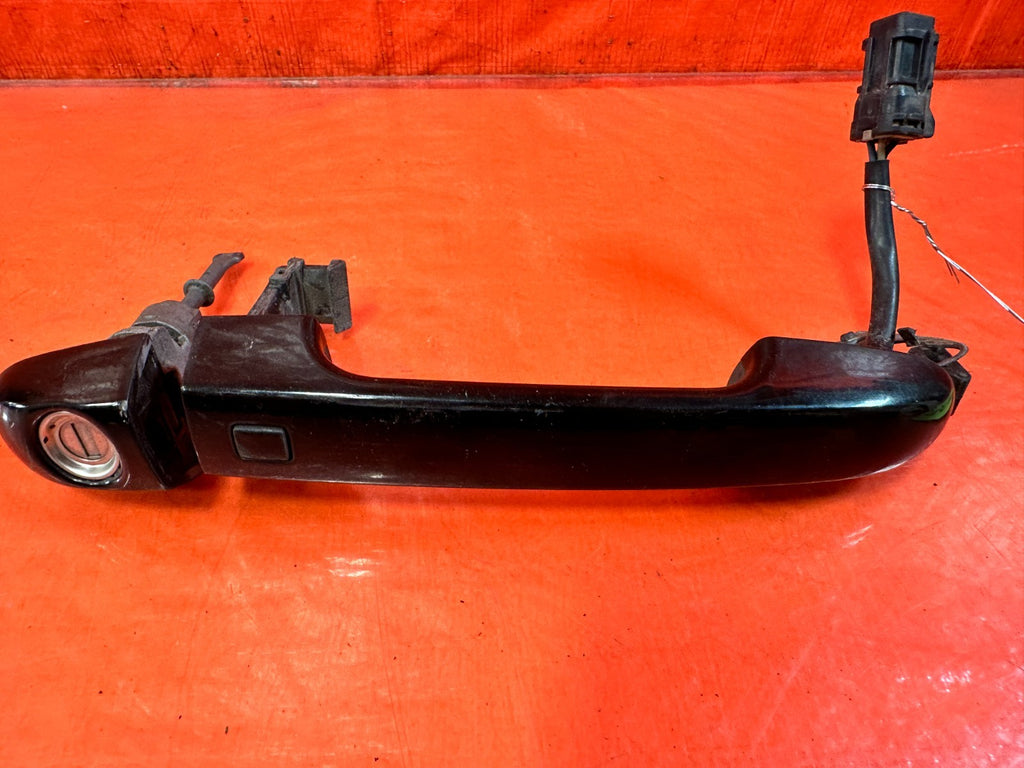 14 16 HYUNDAI GENESIS COUPE   LEFT EXTERIOR DOOR HANDLE   W/ SMART KEY   OEM 2992