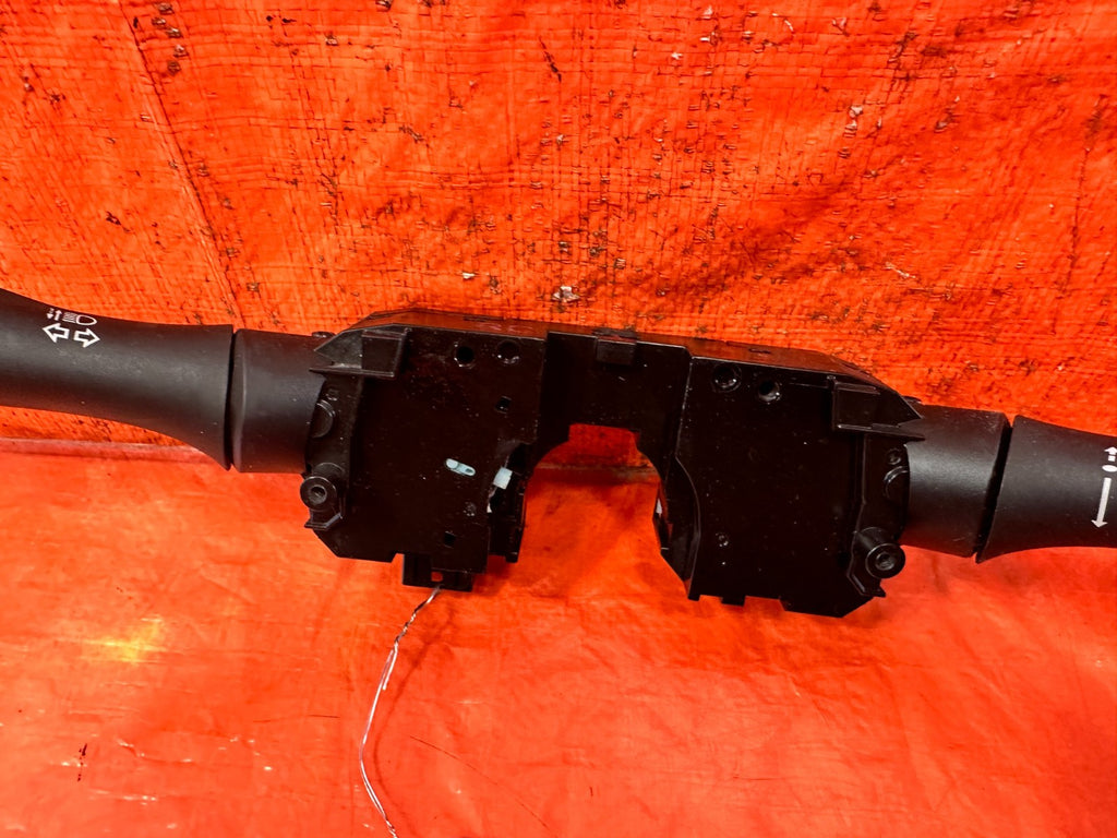 08 15 INFINITI G37 & Q60 COUPE   HEADLIGHT AND WIPER COMBINATION SWITCH OEM 3292