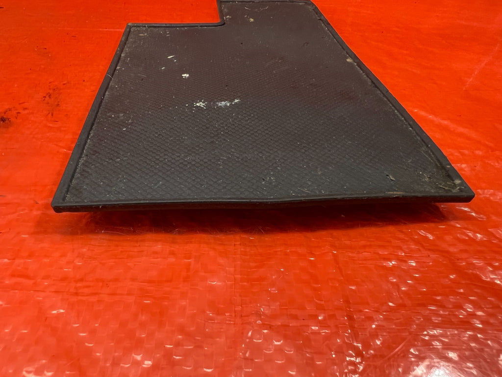 04 08 ACURA TSX   ARM REST / CENTER CONSOLE PLASTIC LINING INSERT PAD   OEM #2094