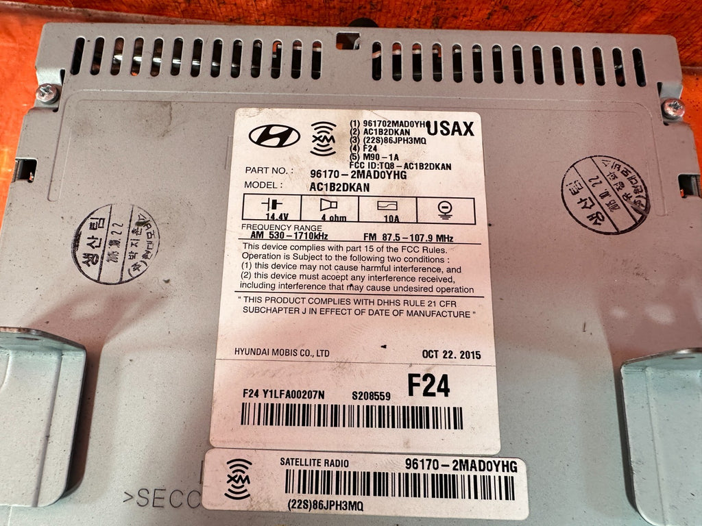 13 16 HYUNDAI GENESIS COUPE   AM FM RADIO STEREO CD PLAYER   96170 2MAD0YHG #23