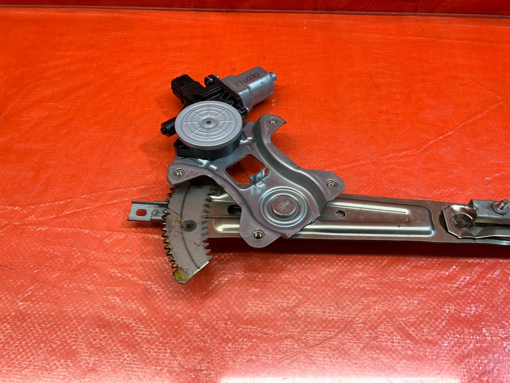 08 15 LANCER EVOLUTION X EVO 10   RIGHT FRONT WINDOW REGULATOR W/ MOTOR OEM #17510