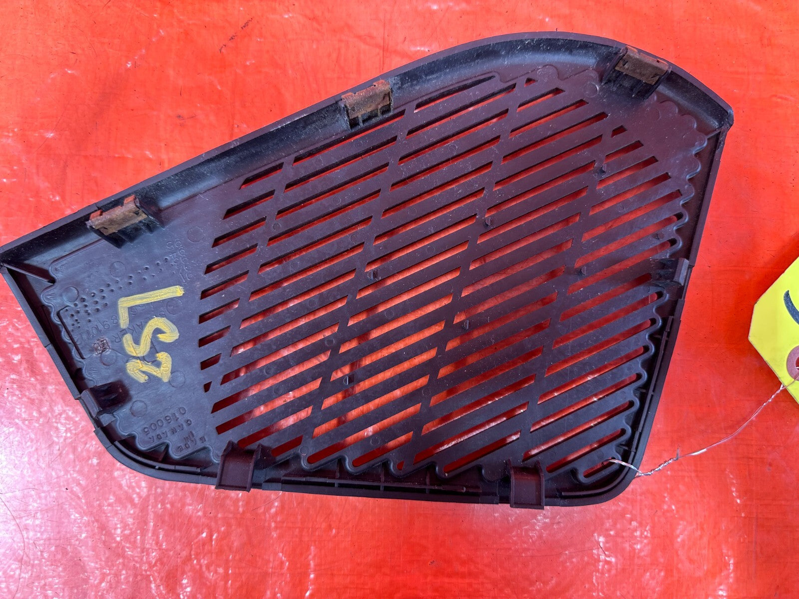 92 95 HONDA CIVIC COUPE & HATCH   DRIVER LEFT DOOR PANEL SPEAKER TRIM OEM #2575