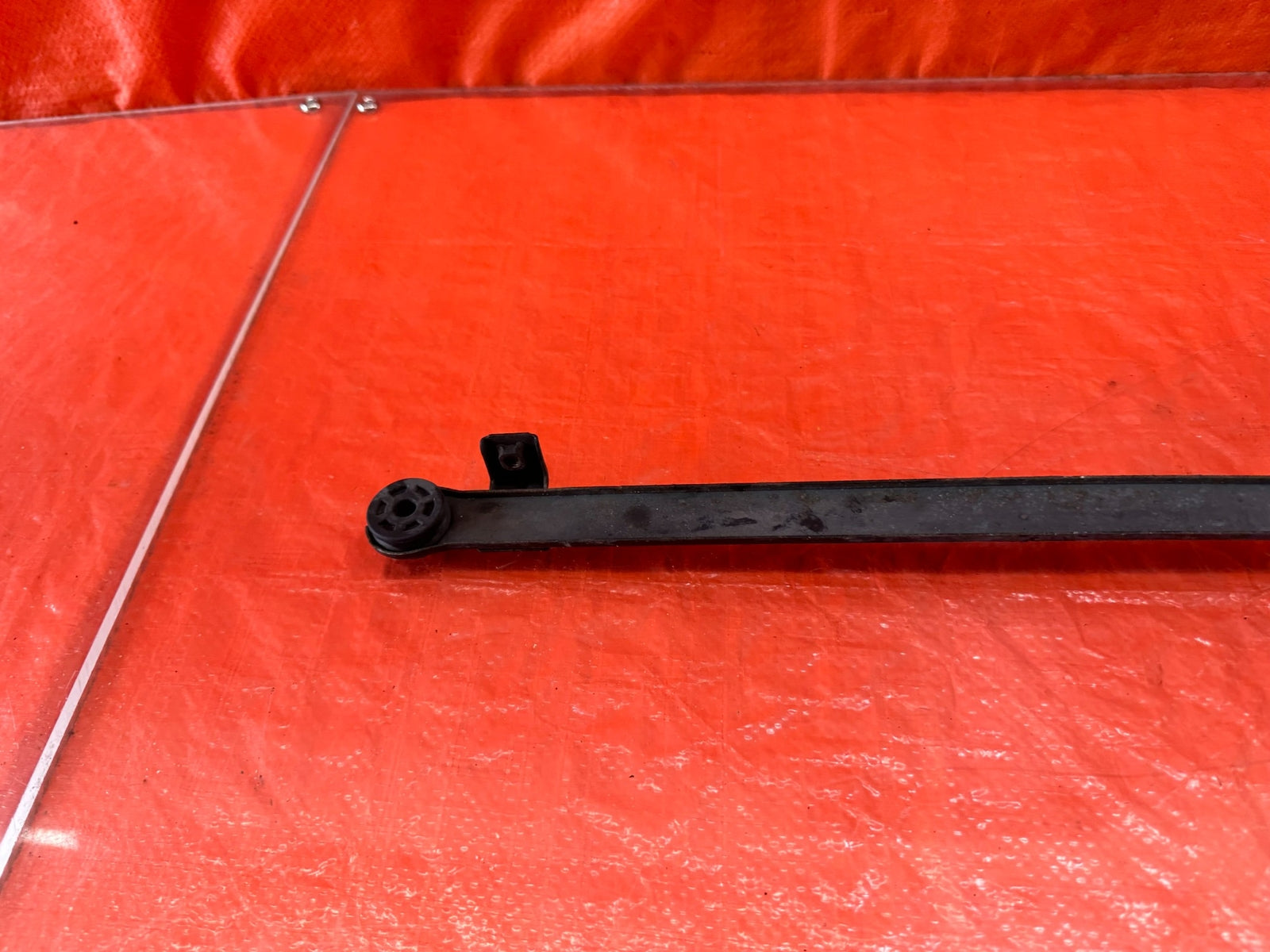 95 98 HONDA ODYSSEY   HVAC AC CONDENSER MOUNTING BRACKET   OEM FACTORY #1937