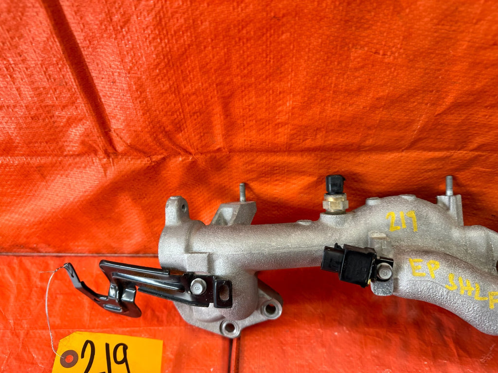 13 16 HYUNDAI GENESIS COUPE 3.8L   ALUMINUM COOLANT PIPE WATER PASSAGE   OEM 2195
