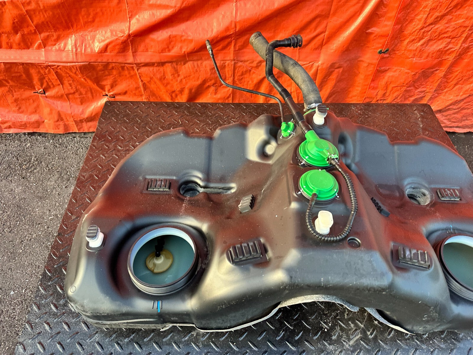13 16 SCION FRS   17 20 86 13 20 BRZ   GASOLINE GAS FUEL TANK ASSEMBLY   OEM 2936