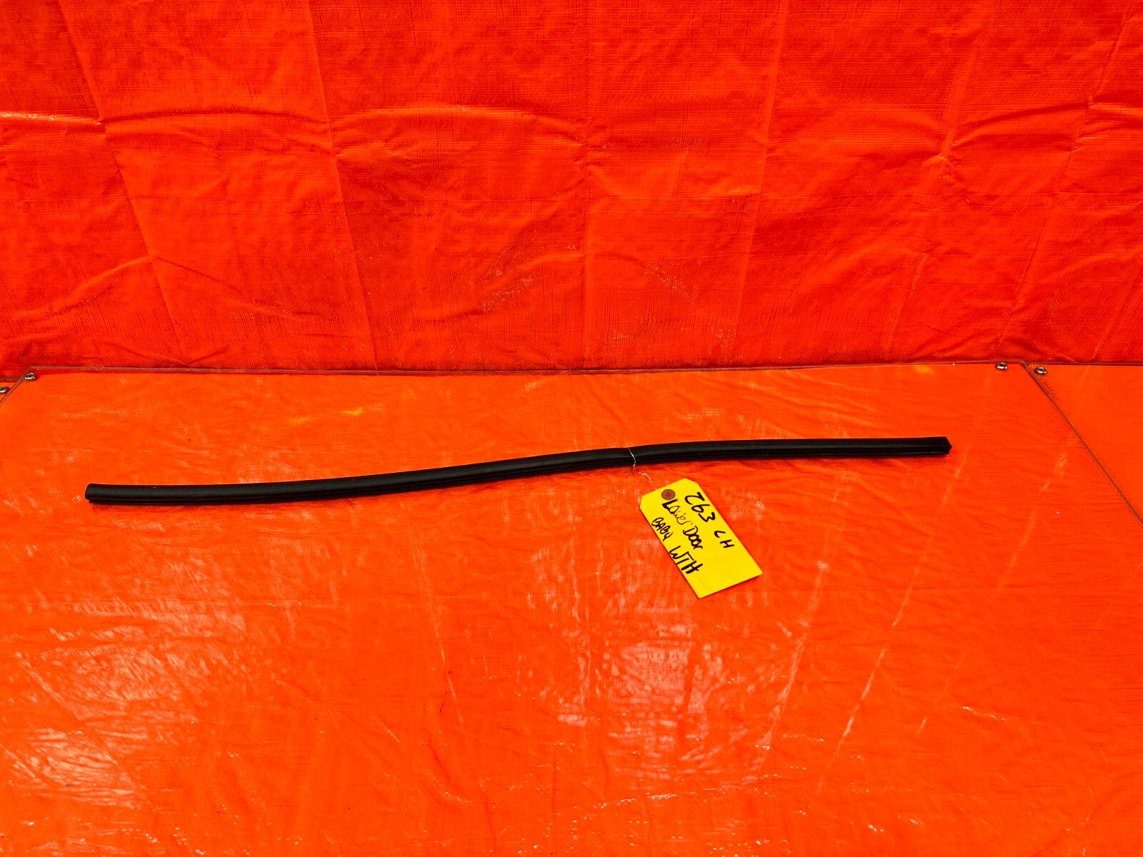 97 01 HONDA PRELUDE   DRIVER LEFT LOWER DOOR WEATHER STRIP SEAL   OEM #2630