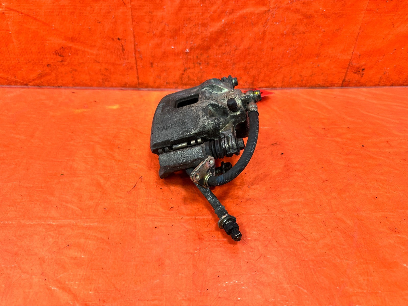 94 01 ACURA INTEGRA   DRIVER LEFT FRONT BRAKE CALIPER   OEM FACTORY 3092