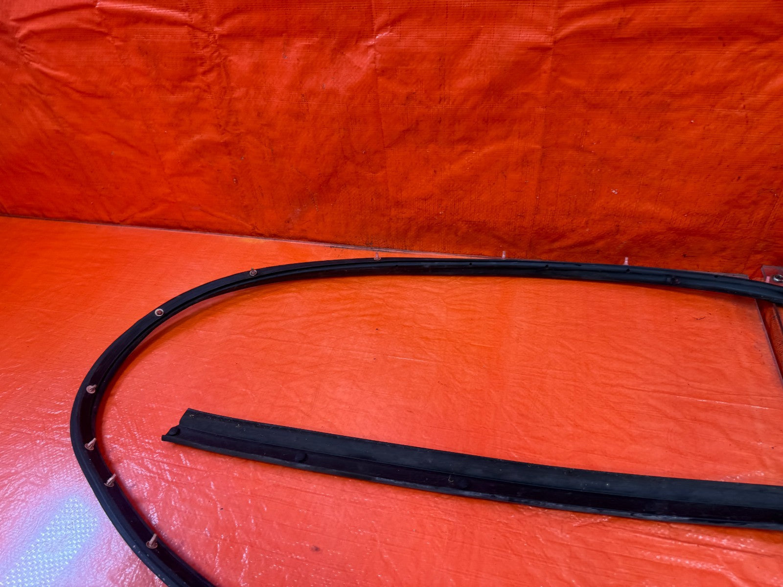 08 15 INFINITI G37 & Q60 2D COUPE RIGHT DOOR MOUNTED WEATHER STRIP OEM 3286