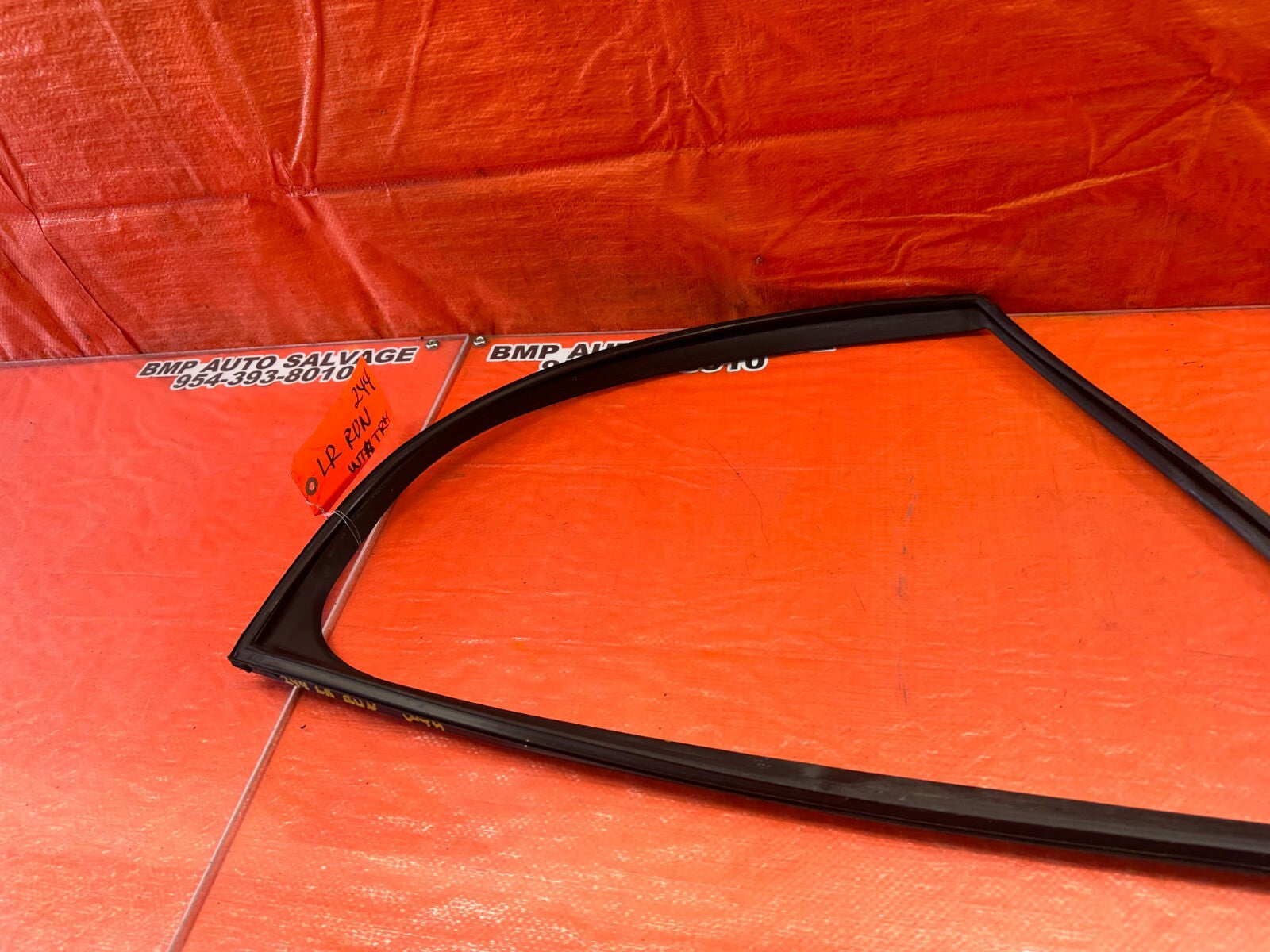 07 12 LEXUS ES350   DRIVER LEFT REAR WINDOW GLASS RUN CHANNEL   OEM #2447