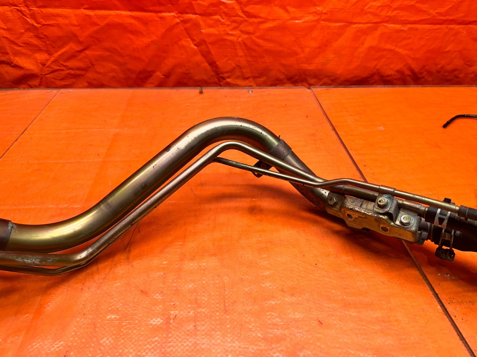 97 01 HONDA PRELUDE 2.2L FUEL GAS TANK FILLER NECK TUBE PIPE OEM #3365