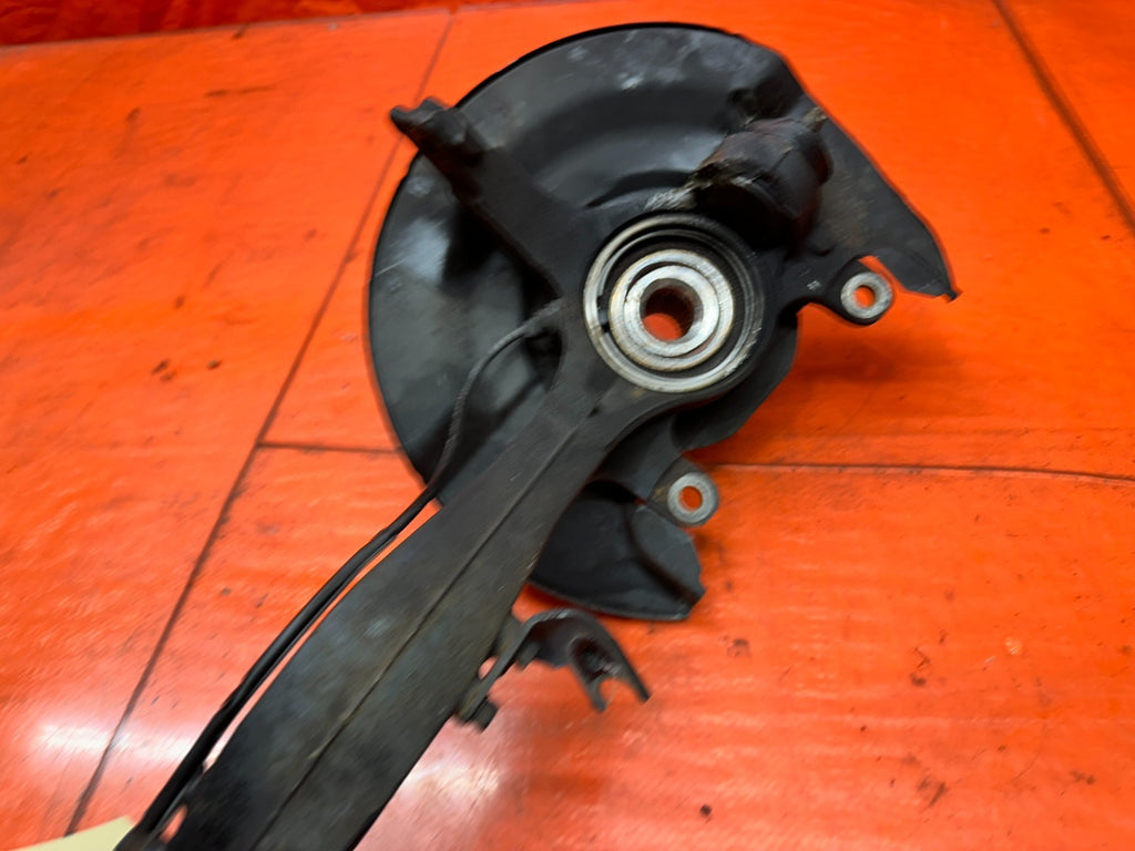 04-05 ACURA TSX 2.4L FRONT RIGHT PASSENGER SPINDLE KNUCKLE HUB OEM #33816