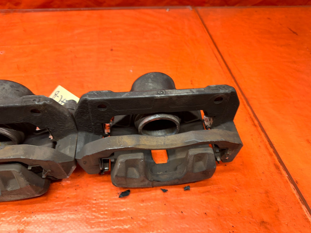04-05 ACURA TSX 2.4L FRONT BRAKE CALIPERS PAIR LEFT DRIVER RIGHT PASS OEM #33917