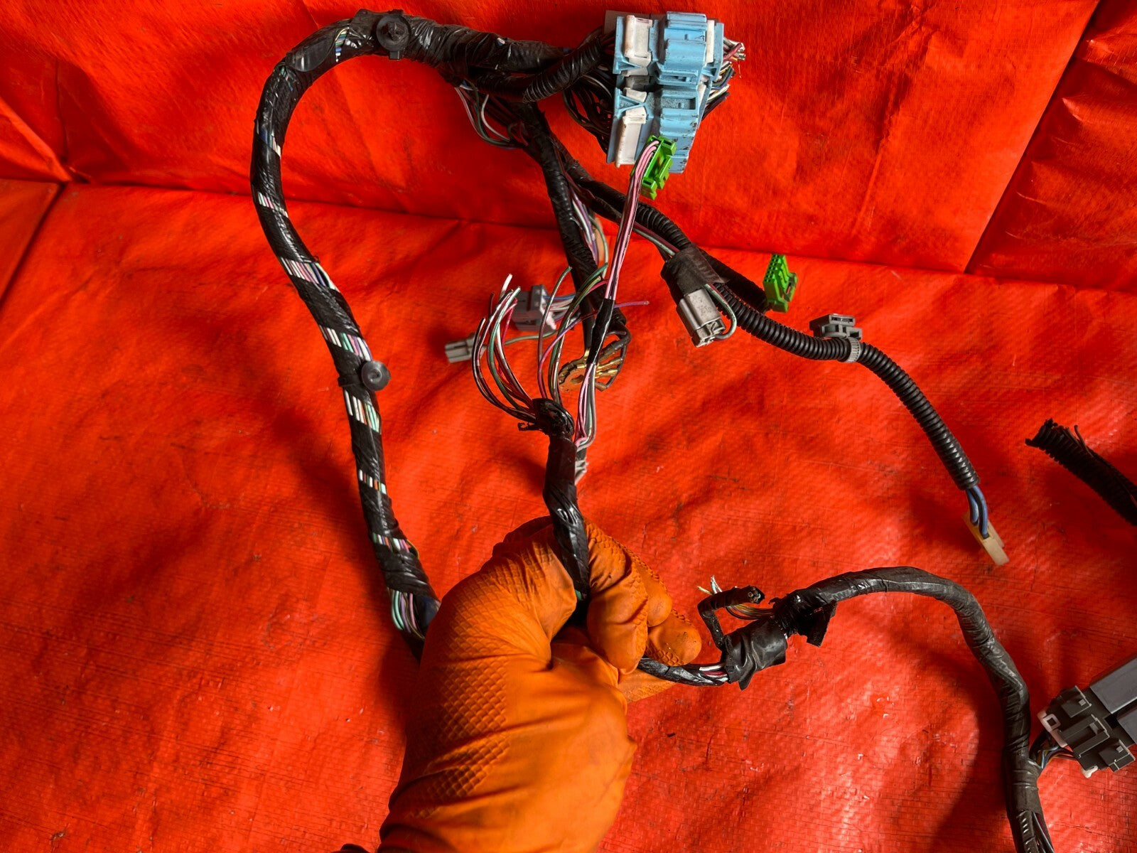 04 05 HONDA S2000 AP2 V1   DASHBOARD WIRING WIRE HARNESS  THER ARE CUTS  OEM8