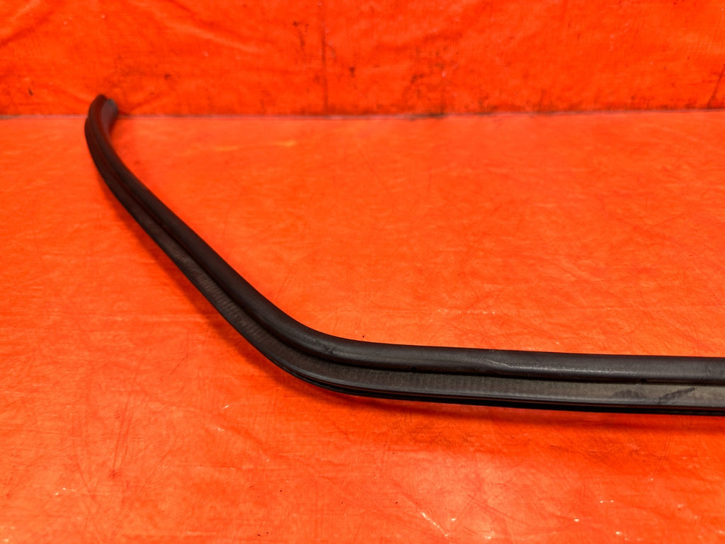 97-01 HONDA CR-V CRV - CHASSIS TO DOOR OPEN TRIM GASKET LEFT REAR - OEM #30112
