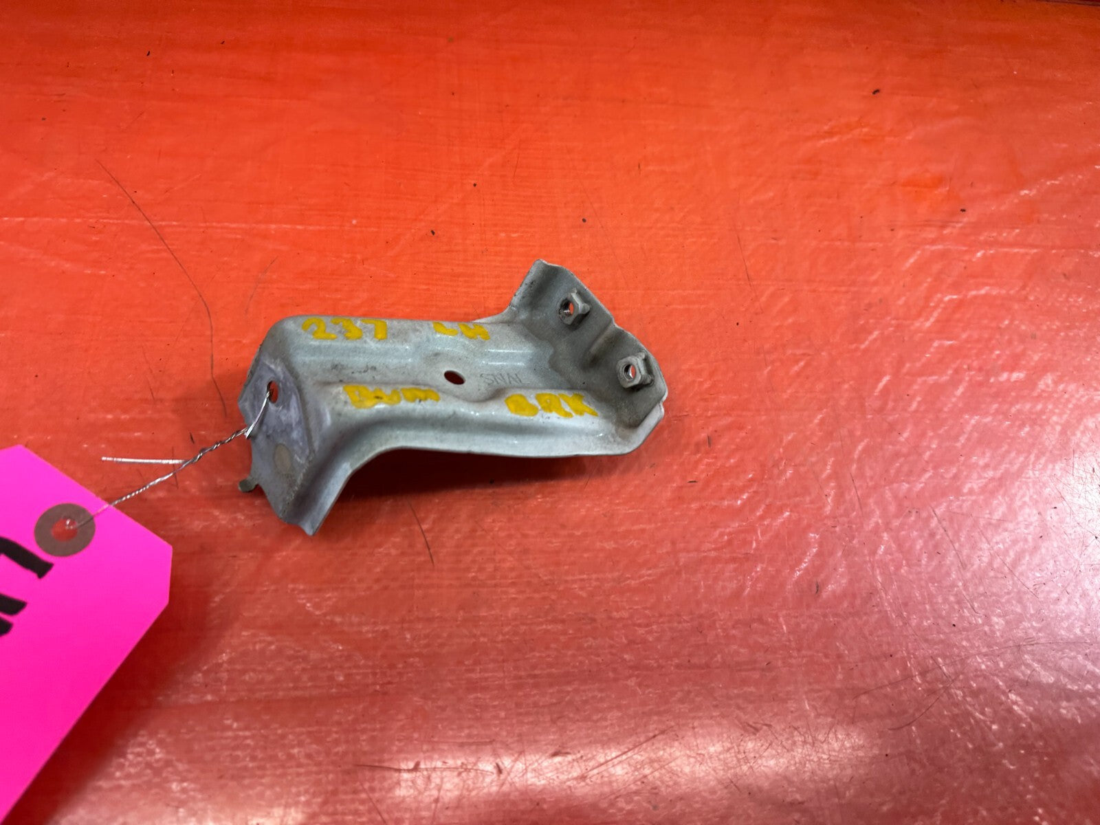 06 11 HONDA CIVIC   FENDER MOUNTING BRACKET SUPPORT BRACE DRIVER LEFT   OEM #2371