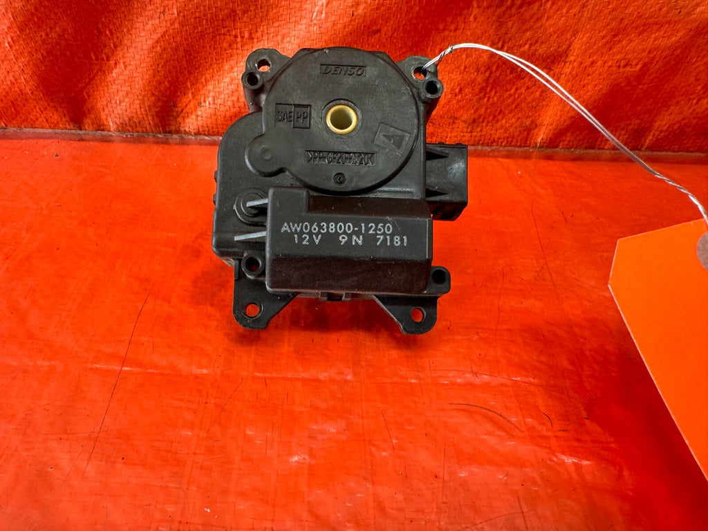 08 12 HONDA ACCORD SEDAN   AC MOTOR   AW063800 1250   OEM #2392